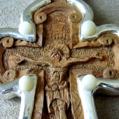 wooden-silver-priest-cross-3